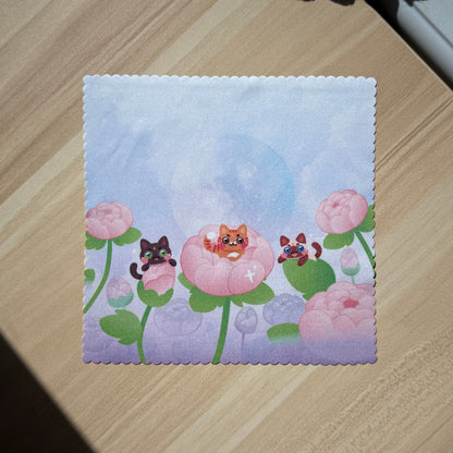 Picnic Cats Lens + Screen Cleaning Cloth | 6x6 inch microfiber